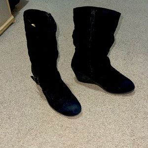 Cute wedge heel boots